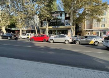 Один человек в больнице: цепная авария с участием четырех автомобилей произошла на Буюканах