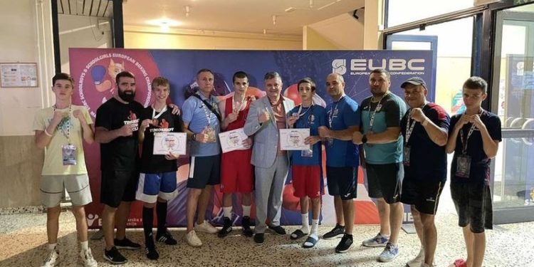 Argint și bronz pentru Republica Moldova la Campionatul European de Box