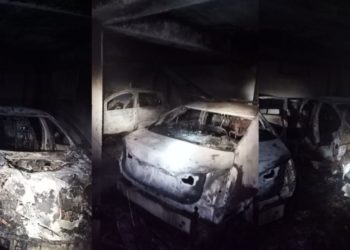 Momentul incendierii automobilului soției avocatului Alexandru Grosu, făcute publice: Au fost surprinși doi indivizi cu cagule | VIDEO