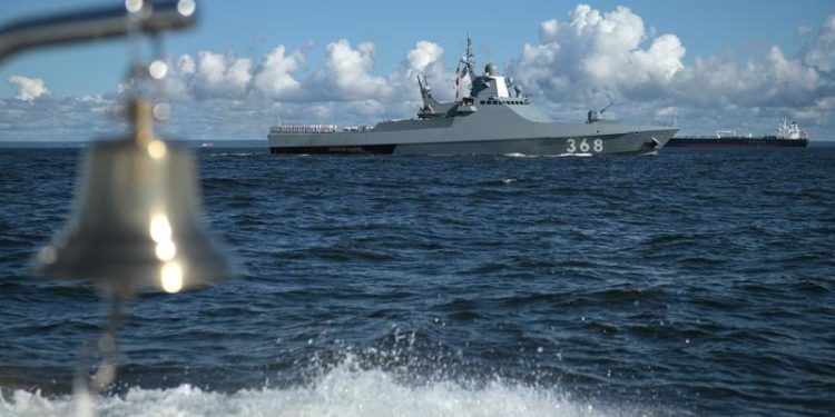 Marina rusă a tras focuri de avertisment spre o navă comercială din Marea Neagră: „Vasul nu a oprit pentru inspecție”