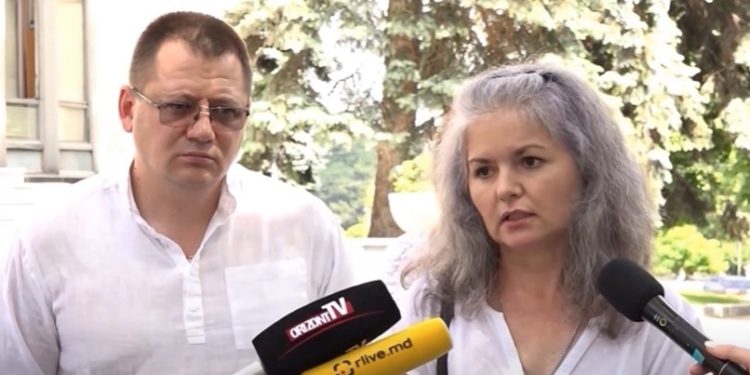 Întreprinzătorii, întrevedere tensionată cu premierul Dorin Recean: „Se vrea lichidarea piețelor”. Ce replică au avut reprezentanții guvernării | VIDEO