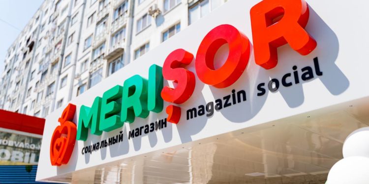 Власти занимаются травлей сети социальных магазинов Merișor