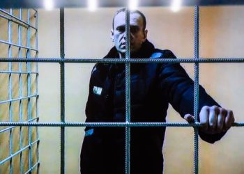 Алексея Навального приговорили к 19 годам колонии «особого режима» по делу об «экстремизме»