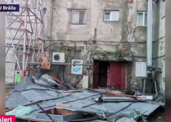 România: „Furtună de o violență fără precedent”. Vijeliile au măturat zeci de localități. Mai multe animale au fost electrocutate în Brăila