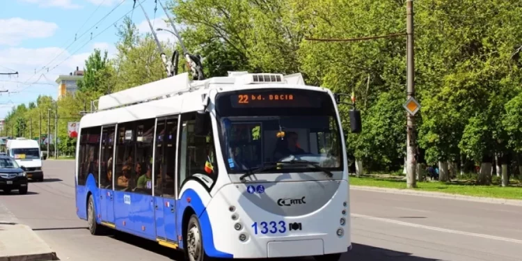 Вниманию водителей и пассажиров: центральный проспект перекроют в воскресенье