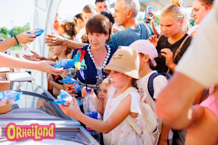 OrheiLand — место, где мечты становятся реальностью. Каждые выходные вас ждет специальная программа и концерт!