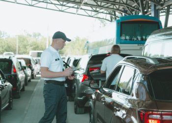 Situația la frontieră, în ultimele 24 de ore: Câți cetățeni ai Republicii Moldova au părăsit țara