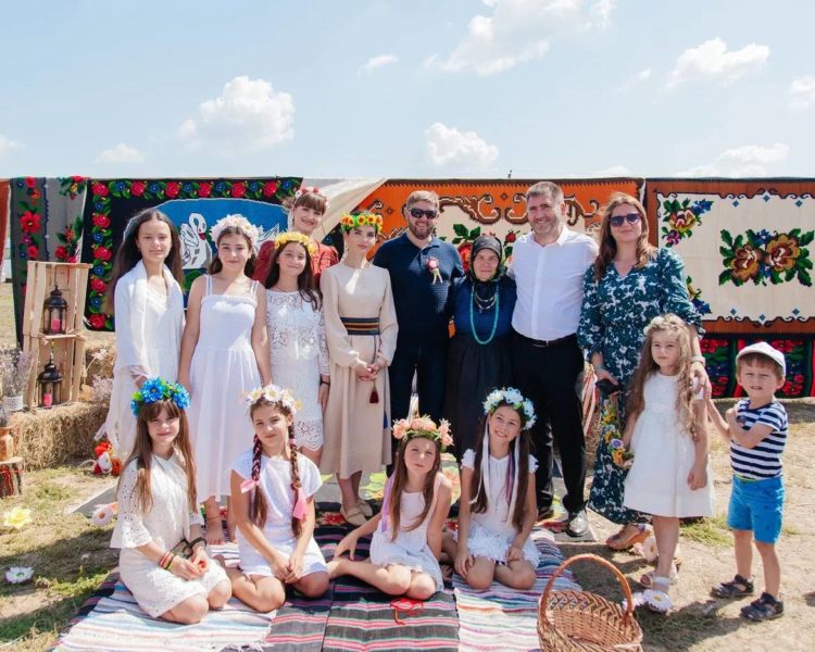 Evghenia Guțul, la festivalul aniversar „Gagauz Kilimneri”: Covorul găgăuz întruchipează sufletul și toată bogăția patrimoniului cultural al poporului nostru