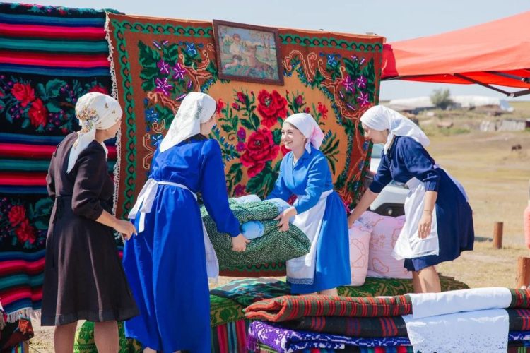 Evghenia Guțul, la festivalul aniversar „Gagauz Kilimneri”: Covorul găgăuz întruchipează sufletul și toată bogăția patrimoniului cultural al poporului nostru