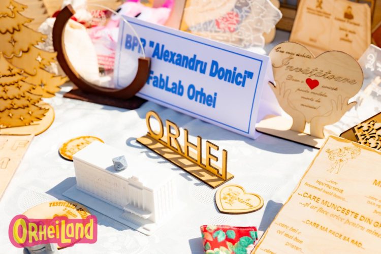 Оргеев с размахом отмечает День независимости: Фанфары, национальные костюмы, развлечения для детей, ярмарка народных мастеров, зажигательный концерт, легендарная Cи Си Кетч и фейерверк