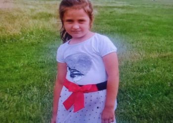 Căutările fetiței de 7 ani dispărută în nordul țării continuă. Polițiștii folosesc drone și câini specializați | VIDEO