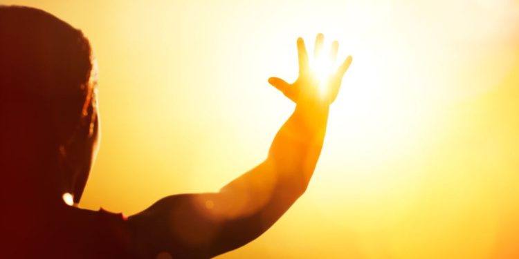 Căldura nu cedează: Meteorologii au emis Cod Portocaliu de caniculă pe aproape întreg teritoriul țării. Ce temperaturi ne așteaptă | VIDEO