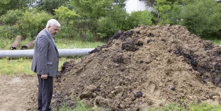 Ancheta de la „Termoelectrica” continuă: Noul Director general interimar a inspectat locul unde a fost îngropat un lot de păcură | VIDEO