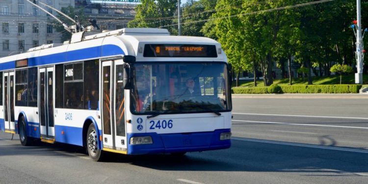 Cum va circula transportul public pe 31 august