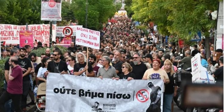 Грецию парализовала общенациональная забастовка