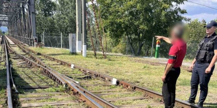 Пытался попасть в Румынию: на границе задержали гражданина Турции