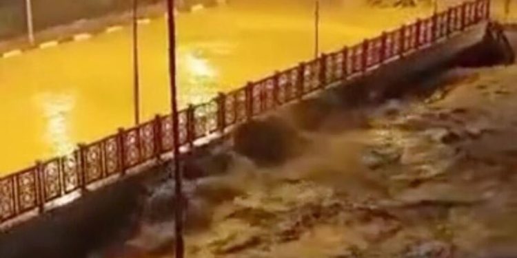 Жертвами наводнения в Ливии стали 3000 человек