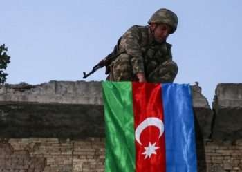 Азербайджан сообщил о гибели 192 военнослужащих за два дня операции в Карабахе