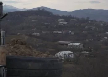 Генпрокуратура Азербайджана: при обстреле в Карабахе погибли пять российских миротворцев — их приняли за армянских военных