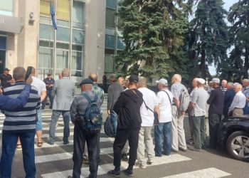 Protest în fața Guvernului: Veteranii războiului de la Nistru au cerut „îndeplinirea urgentă” a unui șir de revendicări | VIDEO
