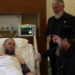 „Slavă Domnului, sunt în viață”. Ramzan Kadîrov a fost filmat într-un spital din Moscova, unde e internat unchiul său | VIDEO