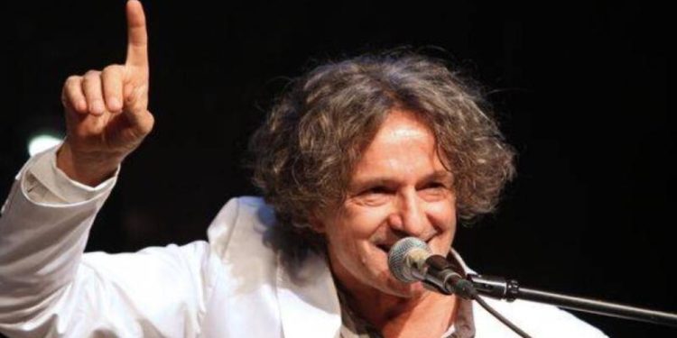 Interzis în Moldova, aplaudat în România: Goran Bregovic a concertat, în acest weekend, în fața miilor de oameni din țara vecină