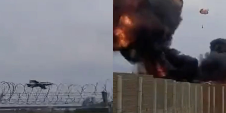 Tragedie în Italia: Un avion militar s-a prăbușit peste o mașină la un miting aviatic. O fetiță de 5 ani a murit | VIDEO