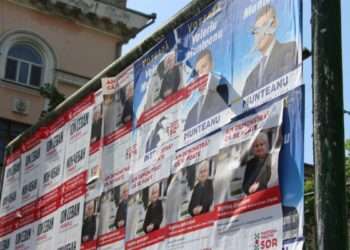 Autoritățile administrației publice locale, obligate să asigure locuri speciale amenajate pentru afișele electorale și un minim de localuri pentru desfășurarea întâlnirilor cu alegătorii | VIDEO