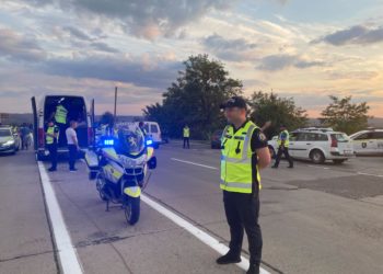 Полиция устроила «фильтр» на выезде из Кишинева | FOTO/VIDEO