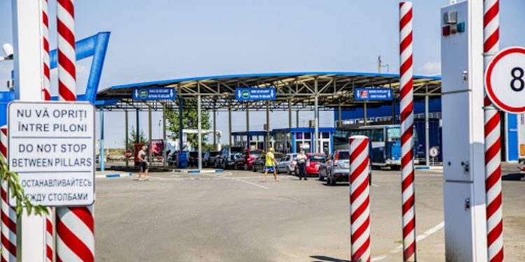 Situația la frontieră, în ultimele 24 de ore: Câți cetățeni au părăsit Republica Moldova