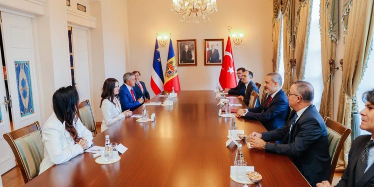 Rezultatele vizitei bașcanului Evghenia Guțul în Turcia: Un aeroport în valoare de 200 de milioane de euro ar putea fi construit în Găgăuzia, în timp ce la Ankara se planifică a fi deschisă o reprezentanță a autonomiei | VIDEO