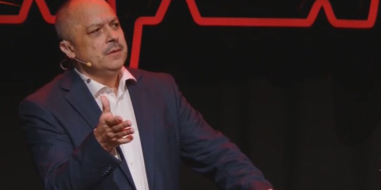 Ex-ministru al Educației: Salariile mici ale profesorilor vor aduce sistemul educațional la colaps