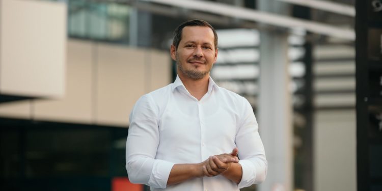 Ruslan Codreanu, președintele partidului „Puterea Oamenilor”, va lupta pentru fotoliul de primar al capitalei | VIDEO