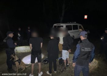 Patru străini, descoperiți pe malul Prutului, unul dintre ei fiind la a doua tentativă de trecere ilegală a frontierei