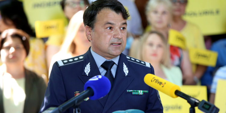 Dublul omor de la Aeroport: Rosian Vasiloi a fost sancționat cu mustrare aspră, în timp ce un secretar de stat ar urma să fie demis | VIDEO