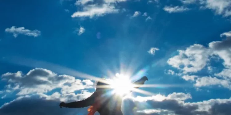 Vreme fără precipitații și cu temperaturi generoase. Prognoza meteo pentru astăzi