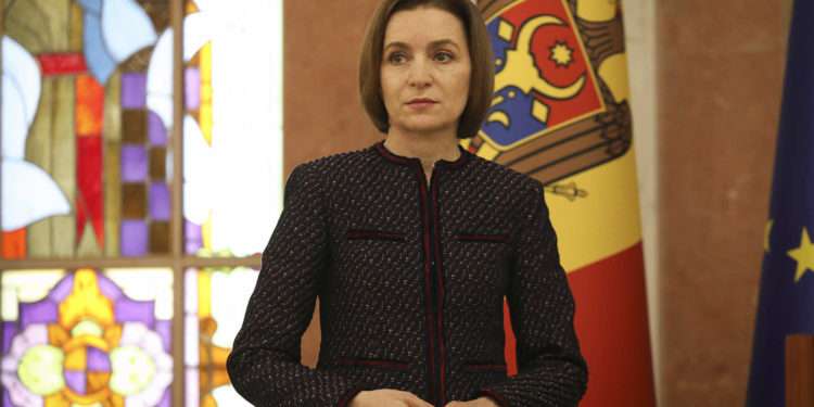 Moldoveancă stabilită în Portugalia, cu mesaj către Maia Sandu: „În Europa zburăm cu calitate, la timp, așa vrem să zburăm și acasă. Cred că merităm”