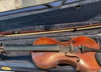 На таможне Молдовы изъяли скрипку, которой больше 100 лет