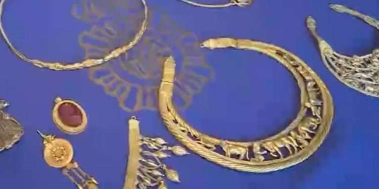 В Испании раскрыли схему по торговле золотыми артефактами на сумму 60 млн евро с Украины