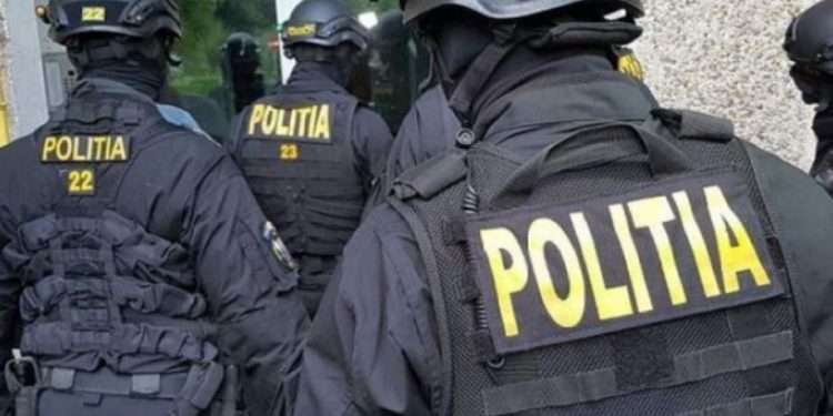 У членов партий “Шанс” и “Возрождение” проходят обыски