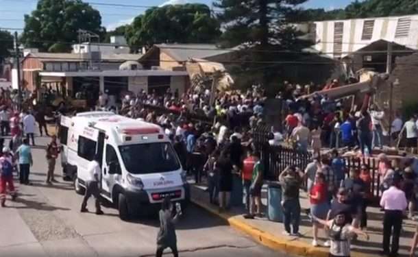 В Мексике при обрушении крыши церкви погибли по меньшей мере девять человек