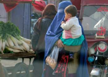 В Афганистане опять произошли два сильных землетрясения