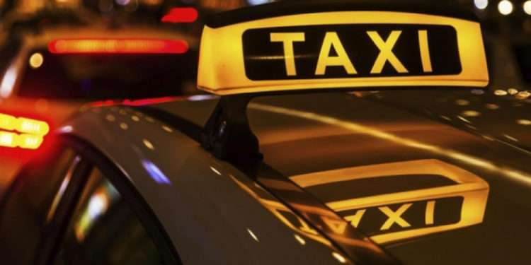 Accident cu implicarea unui Taxi, în capitală. Ce spune Poliția