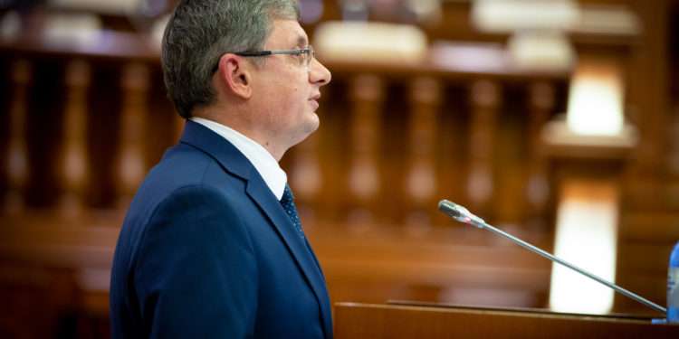 Гросу экстренно собирает заседание парламента