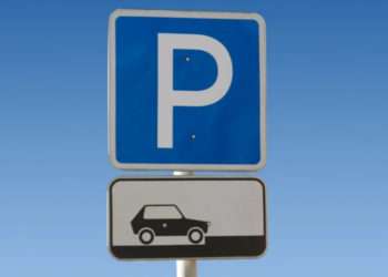 Lipsa parcărilor în Capitală, una din cele mai mare bătăi de cap ale șoferilor. Aceștia spun că problema rămâne nerezolvată, deși primarul Ion Ceban promitea până la 4 mii de locuri anual, în 2019 | VIDEO