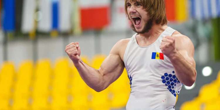 Mândrie pentru Moldova: Luptătorul de stil greco-roman Alexandrin Guțu a devenit campion mondial Under 23 | VIDEO
