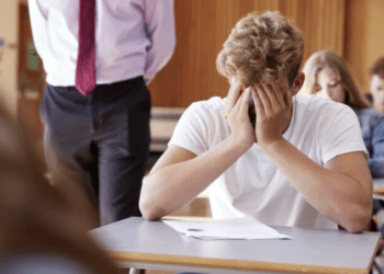 Încă o șansă pentru elevii cu restanțe la BAC: Ar putea susține gratuit proba de 3 ori, în decurs de 3 ani | VIDEO