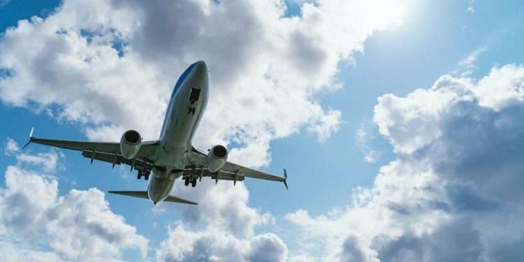 După ce moldovenii din Israel s-au plâns de prețurile mari la bilete, autoritățile anunță că două companii avia vor opera zboruri din Tel Aviv, la prețuri accesibile. Când vor fi operate primele zboruri | VIDEO