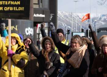 Femeile din Islanda intră în grevă pentru prima dată în 48 de ani