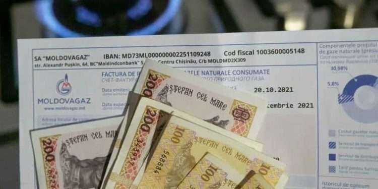 Ajutorul pentru perioada rece a anului va fi acordat suplimentar compensațiilor din factură: Cum pot obține moldovenii acest suport financiar | VIDEO